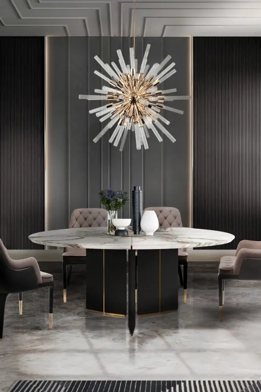 Stunning Gold And Clear Glass Starburst Pendant Light with Modern Design, Ideal for Creating A Bold Statement in Contemporary Interiors