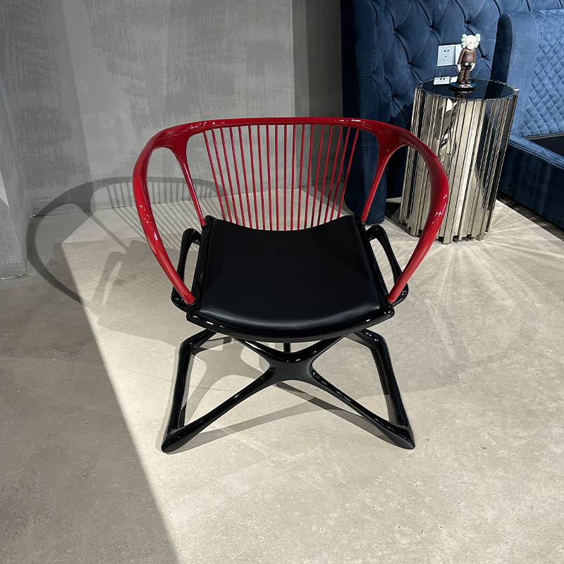 Light Luxury Metal Leg Dining Chair with Back and Armrest – American Cafe Restaurant Chair for Dining, Bar, or Lounge – Modern Bar Chair, Stylish and Comfortable Seating, Durable Metal Frame – Perfect