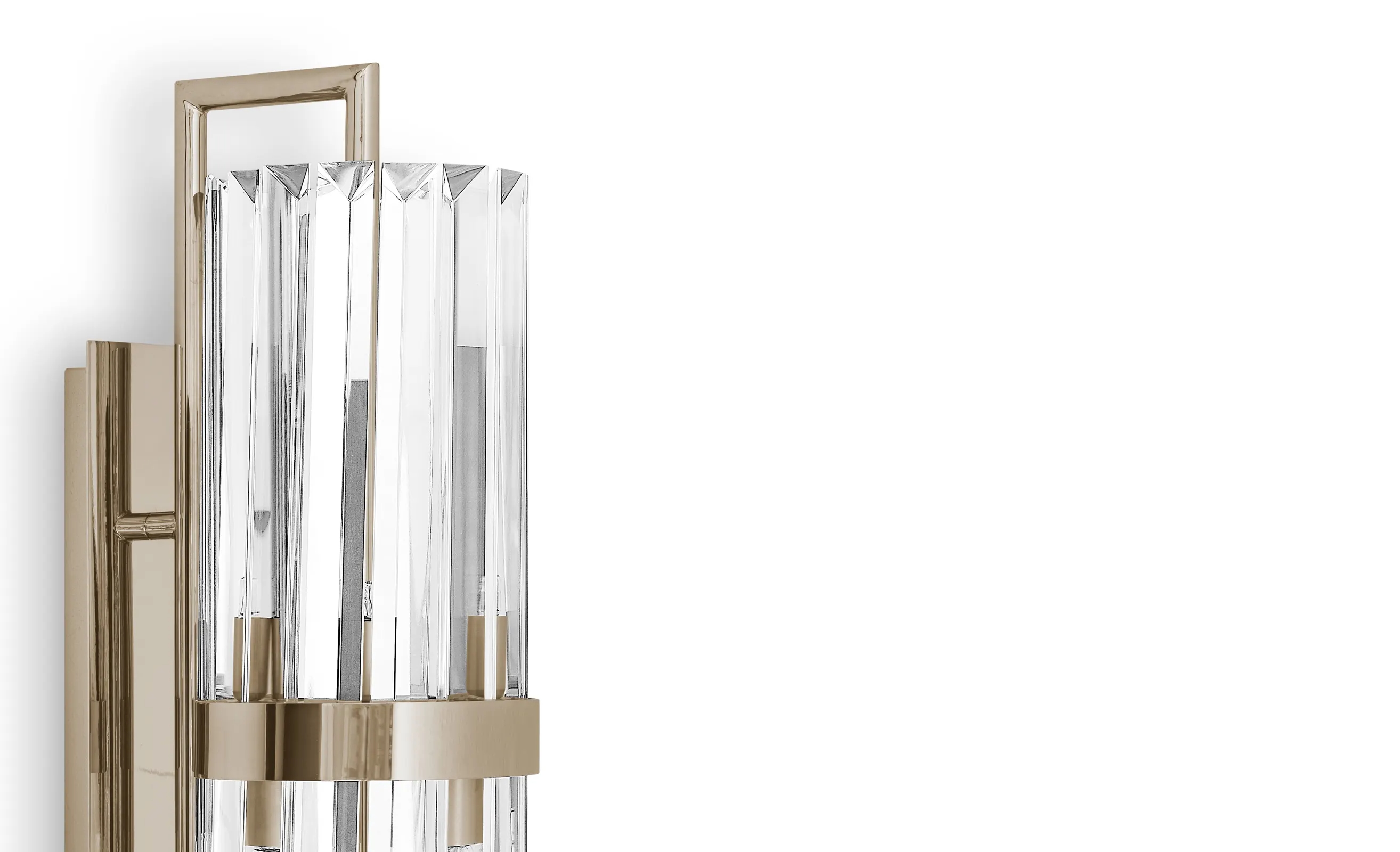 Modern Clear Crystal Wall Sconce with Elegant Gold Bands, Ideal for Sophisticated And Streamlined Decor