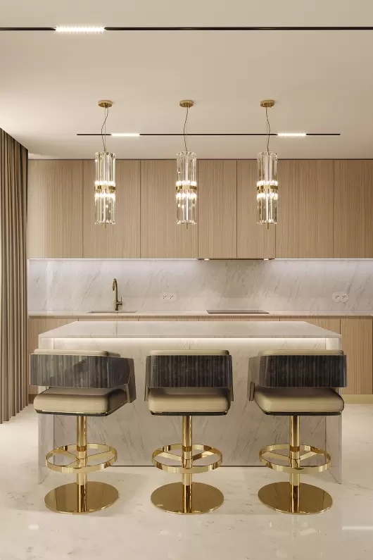 Elegant Small Pendant Lamp Inspired by Iconic Architecture with Crystal Glass And Gold-Plated Brass