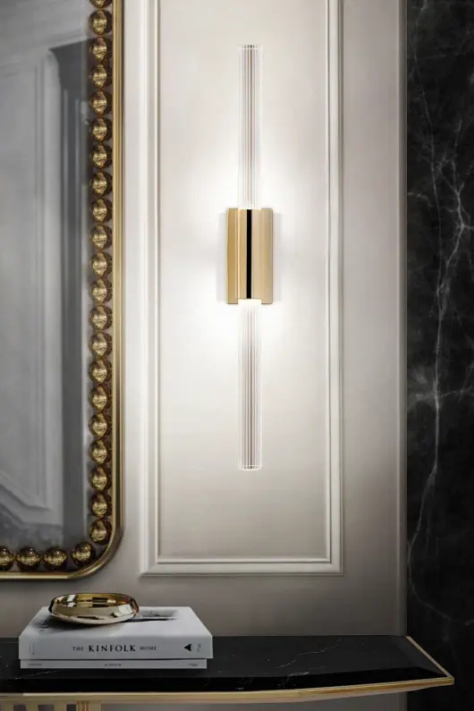 Minimalist Vertical Glass Tube Wall Sconce with Brass Fixture – Sleek Modern Lighting for Hallways and Bedrooms
