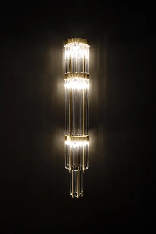 Modern Gold Wall Sconce with Tiered Crystal Rods, Perfect for Sleek And Elegant Lighting Solutions